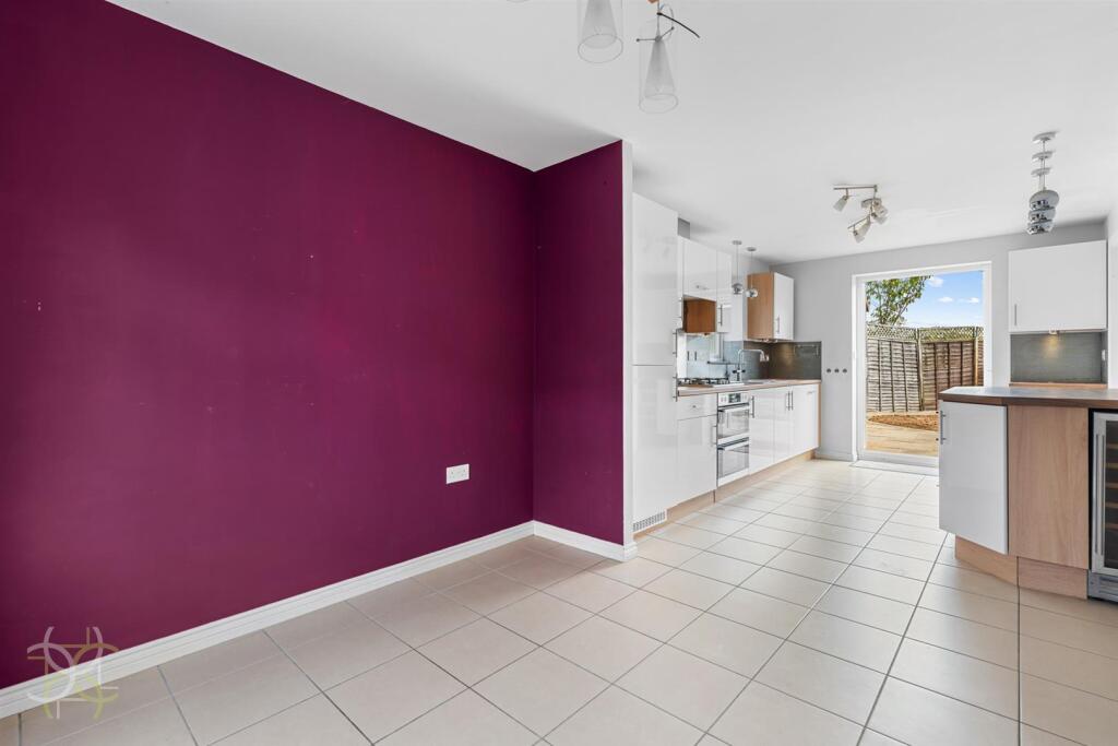 House in Worcester - More