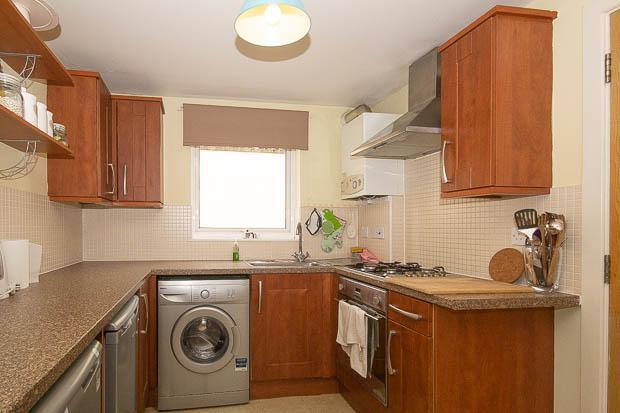 Apartment in Cheltenham, Marle Hill, St Paul’s - View 3