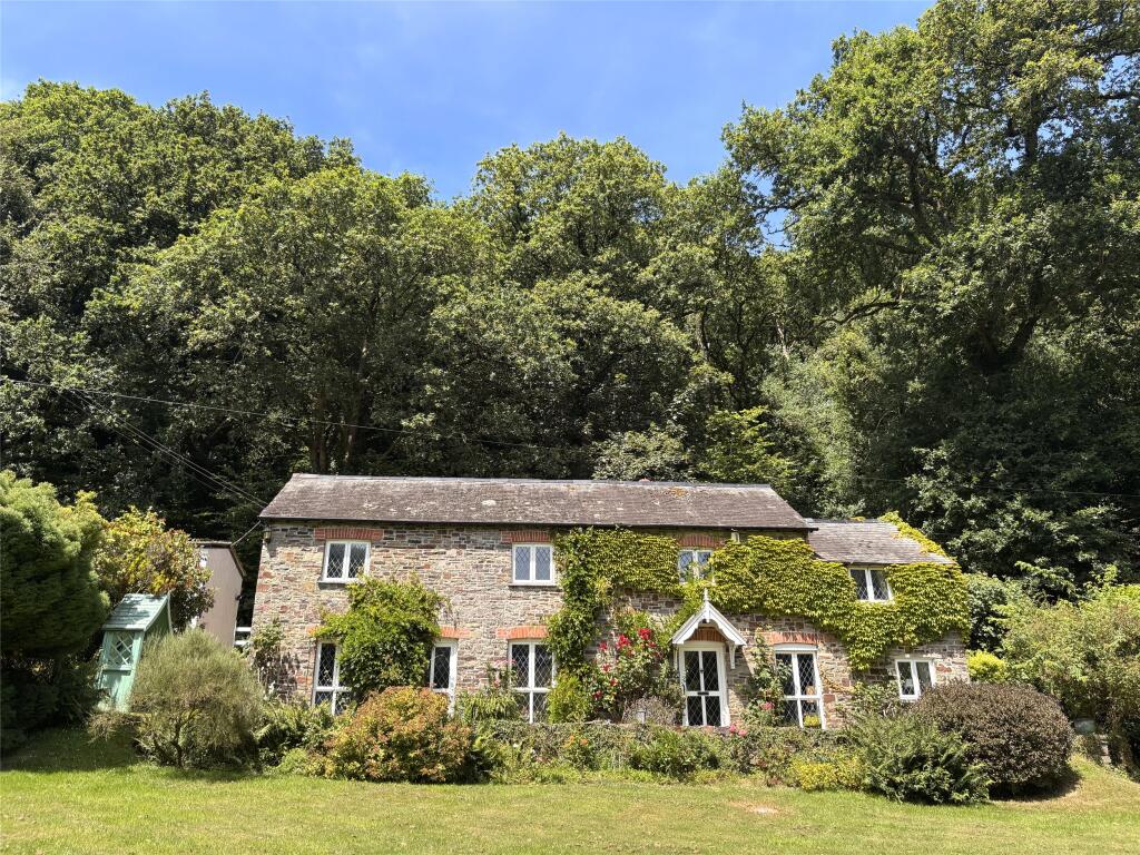 Main image of property: Roborough, Winkleigh, Devon, EX19