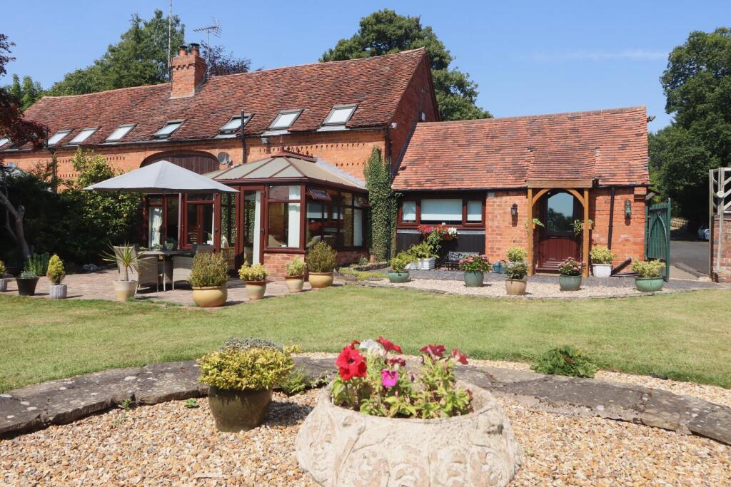 Main image of property: Bromsgrove Road, Belbroughton, Stourbridge
