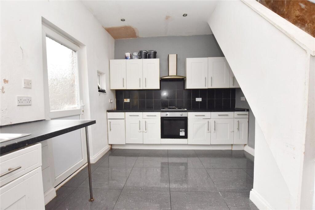 Manchester Road, Heywood, Greater Manchester, OL10 photo 3