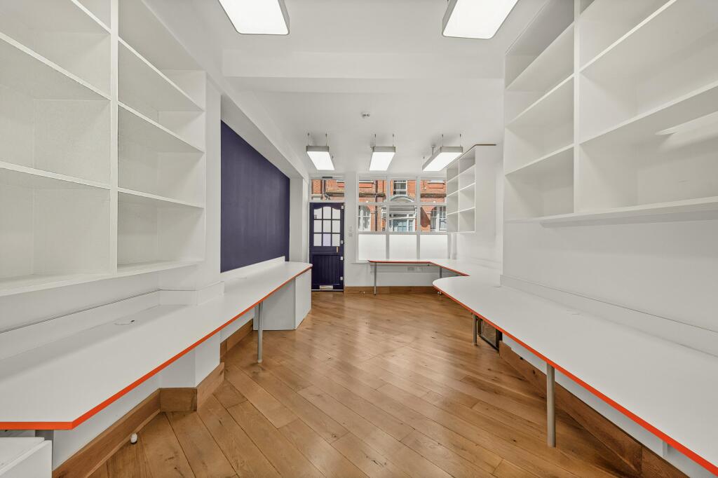 hall 1.jpg