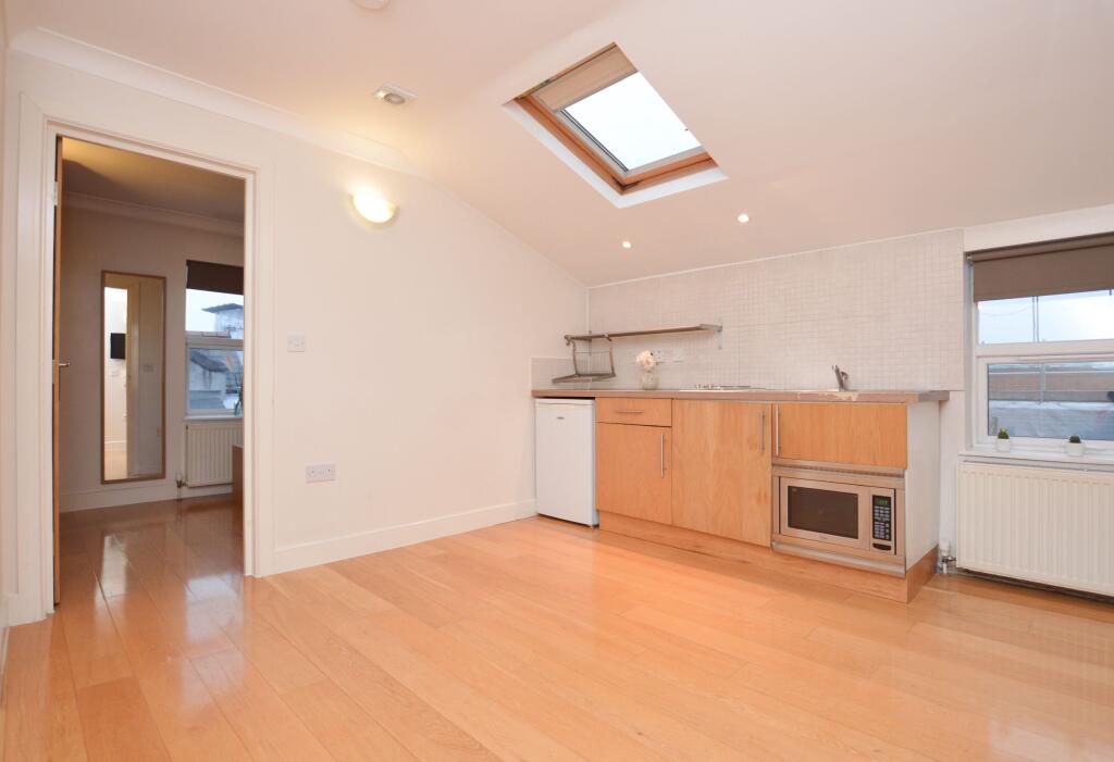 Main image of property: Flat 5, 110 Fortune Green Road, West Hampstead