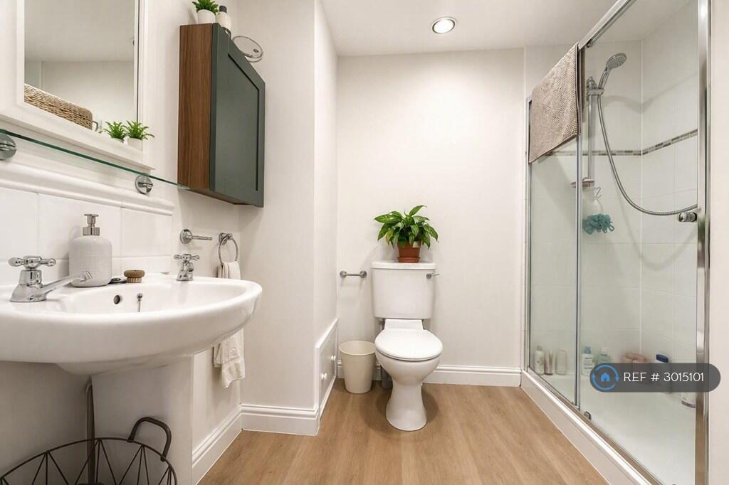 Apartment in Bristol, West Hill - View 4
