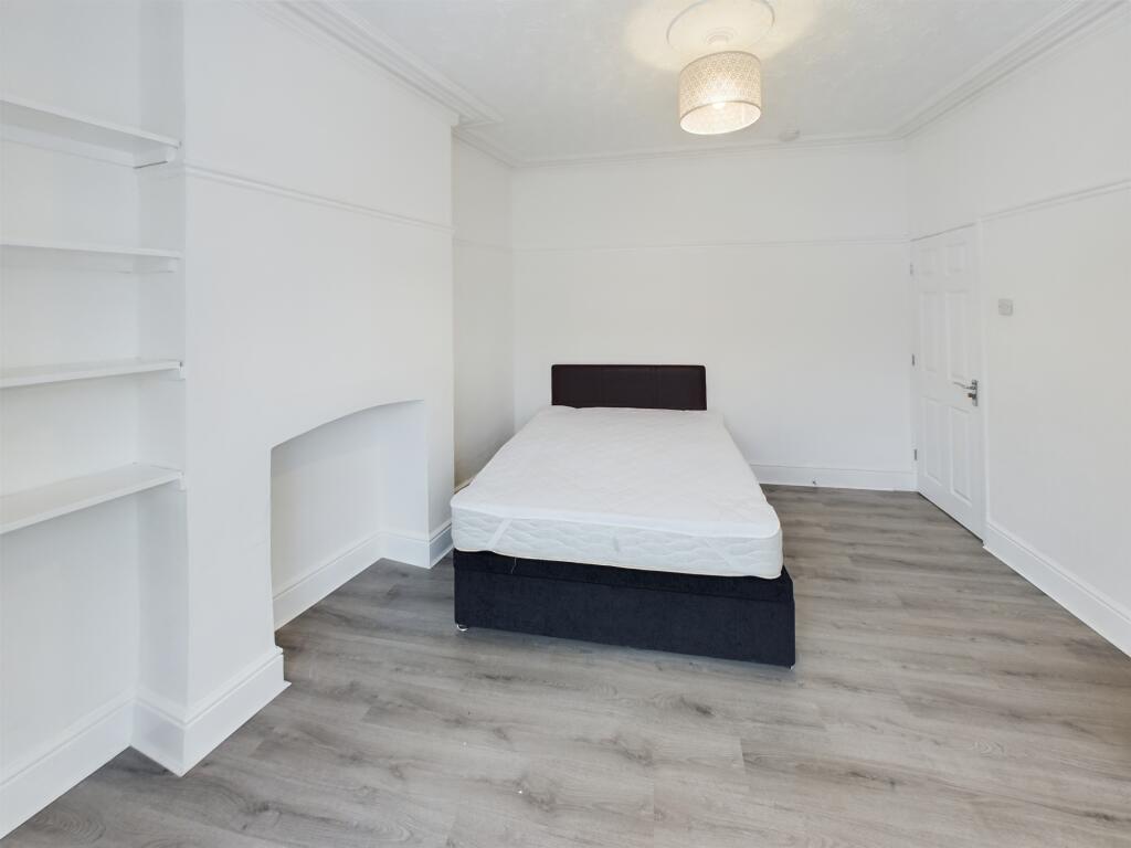 1 bedroom ground floor flat for rent