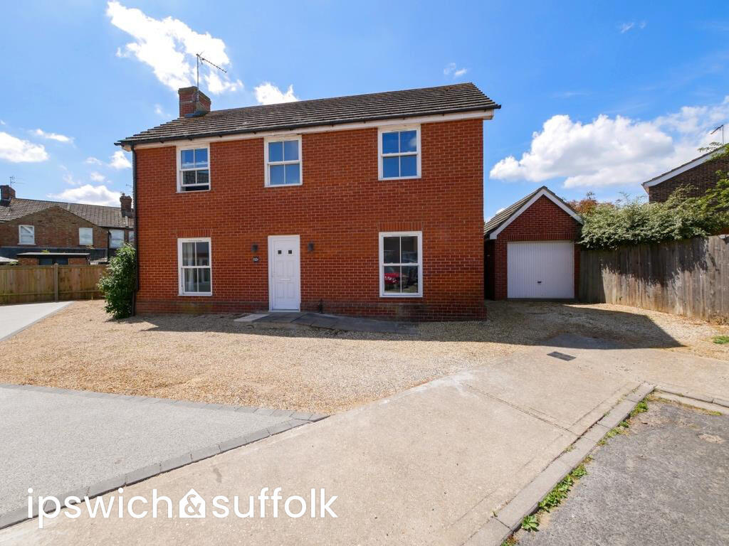 4-bed detached on Churchill Avenue, Ipswich, Suffolk, £375,000