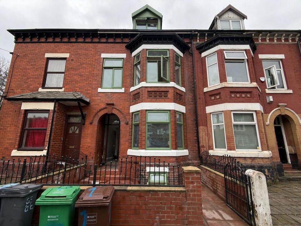 Argyle Avenue, Victoria Park, £150pppw