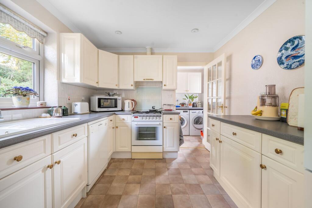 162 A, Slad Road, Stroud, GL5 photo 3