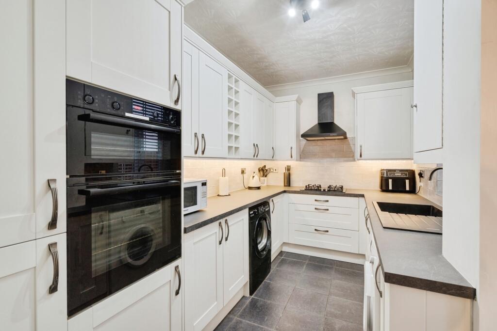 Hindley Road, Westhoughton, Bolton, Greater Manchester, BL5 - Więcej