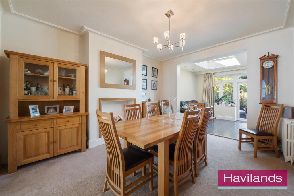 House in London - View 4