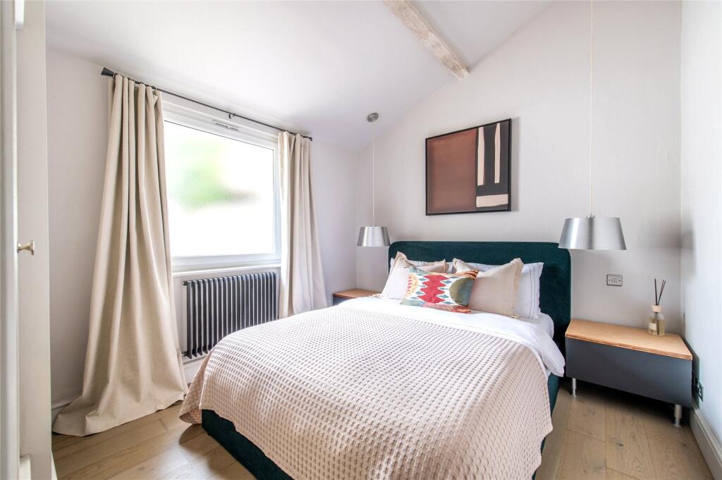 Apartment in Maidstone, Kent - View 2