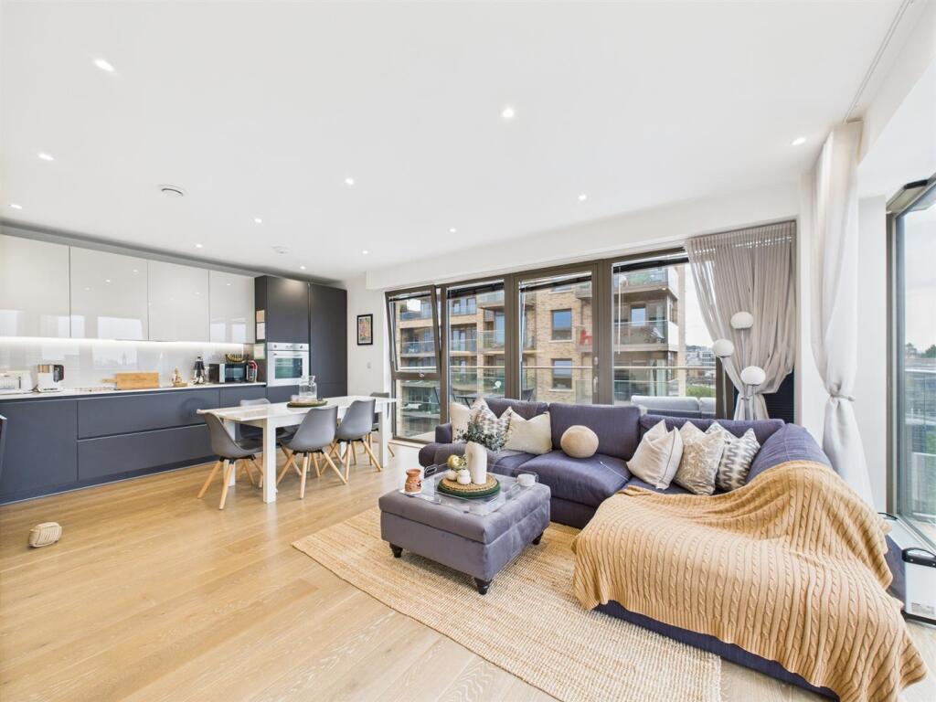 Main image of property: Rigel House, Hemming Street, E1