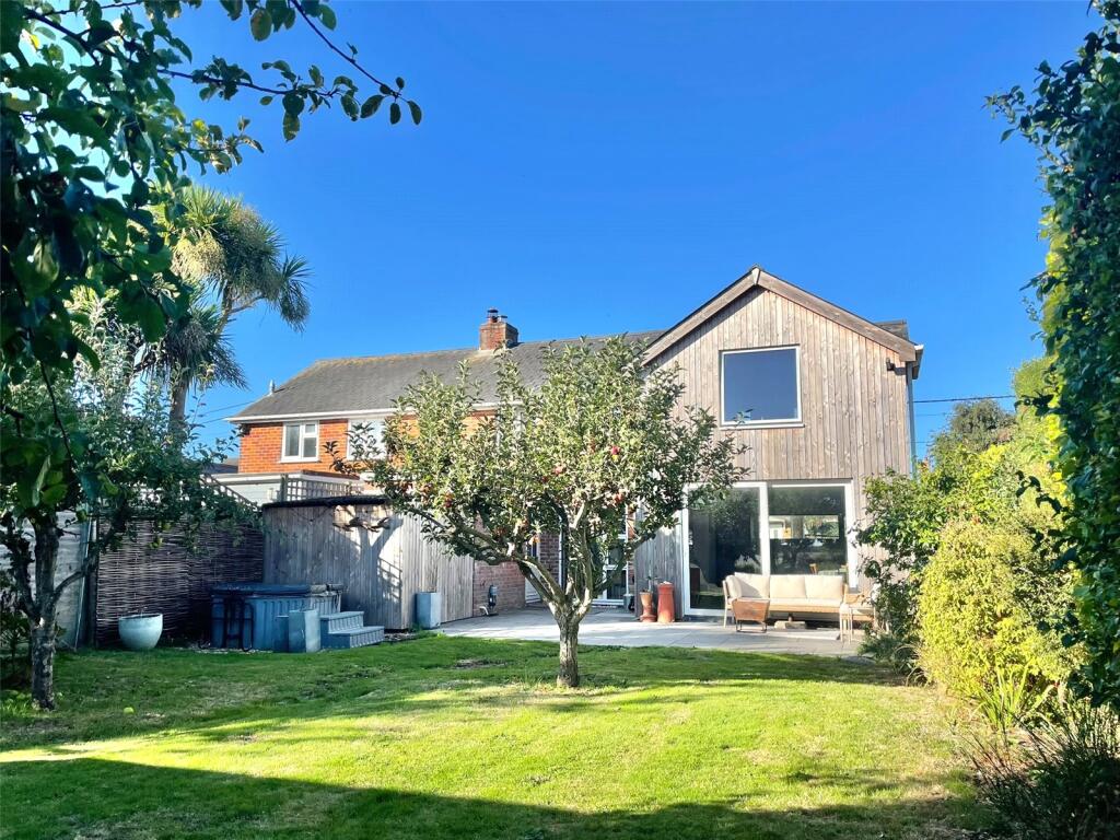 House in Milford on Sea, Lymore, Milford-on-Sea - View 2