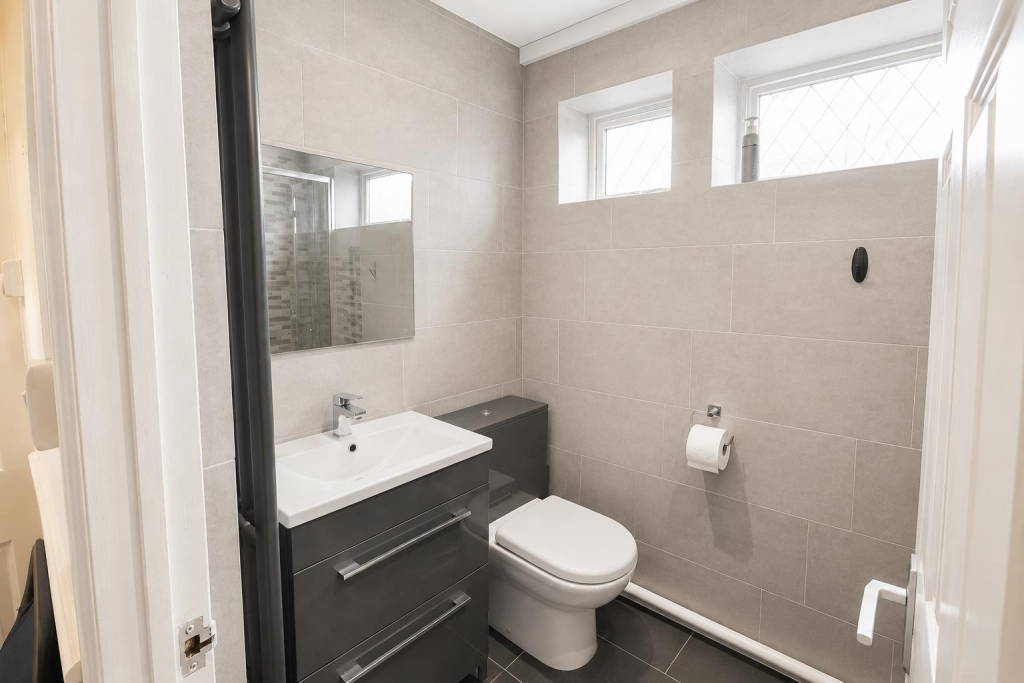 Apartment in Walsall - More