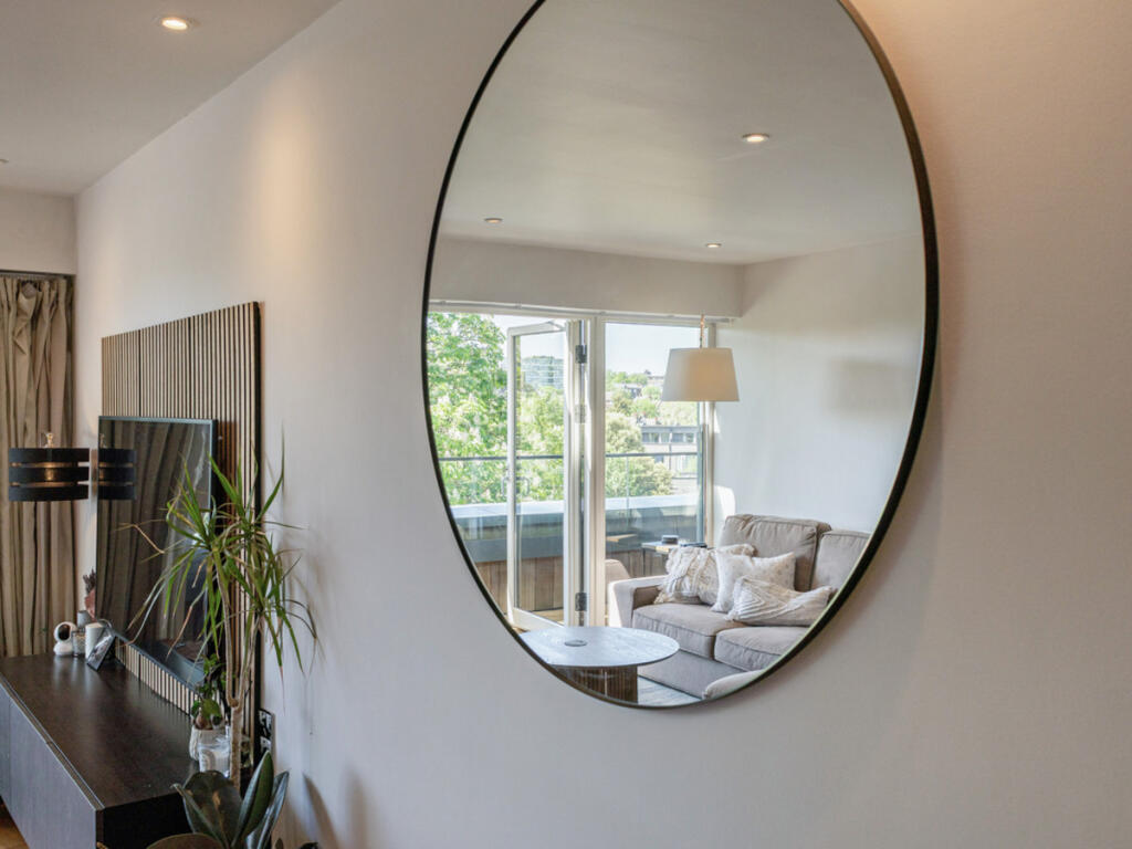 Apartment in London - View 4