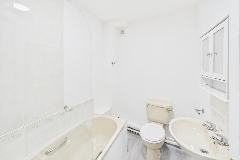 Apartment in Lancaster - View 5