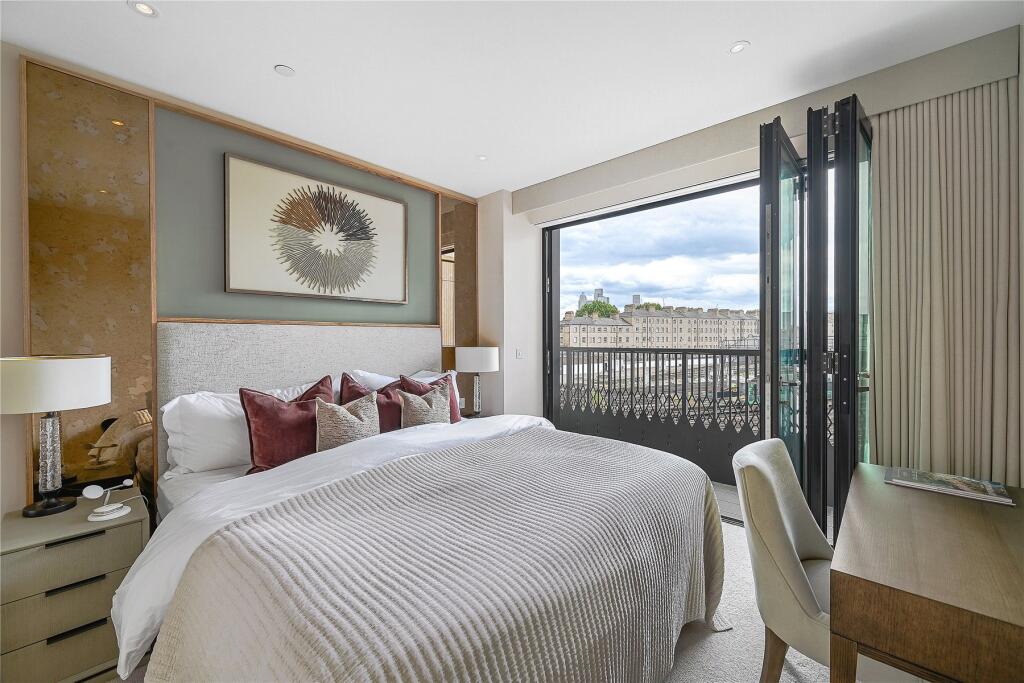 Apartment in London - View 5