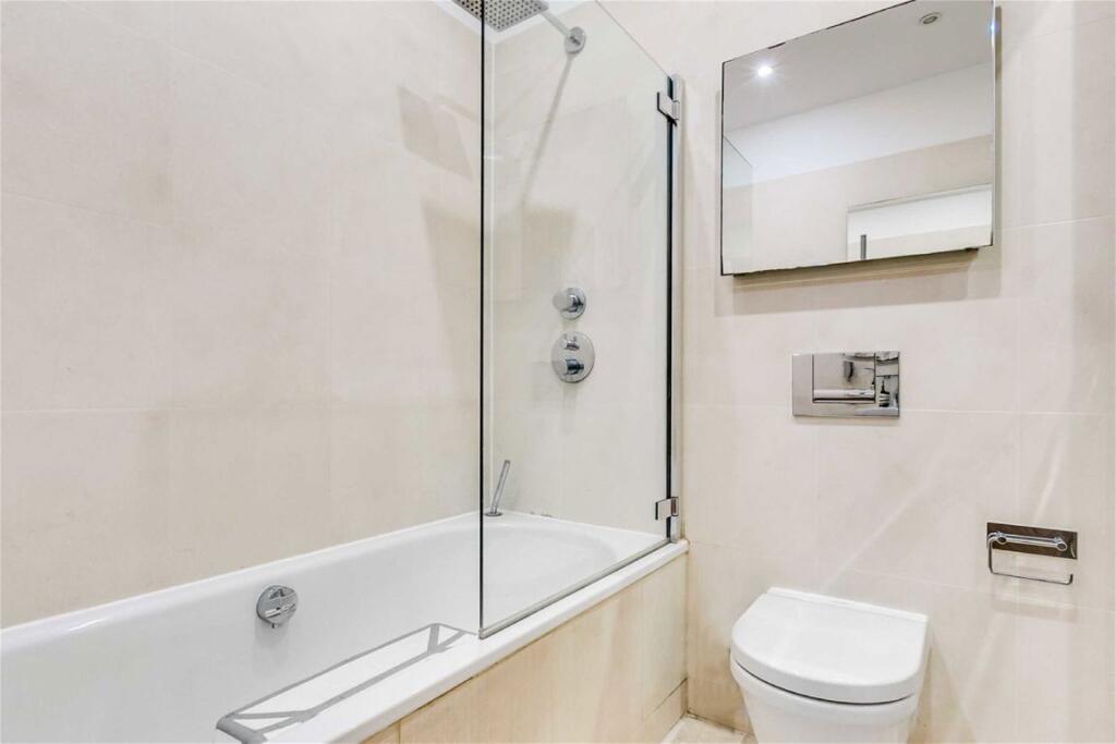 2 bedroom maisonette for rent