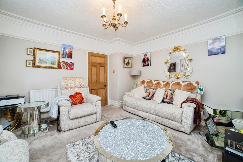 Stanton Place, Mansfield photo 3