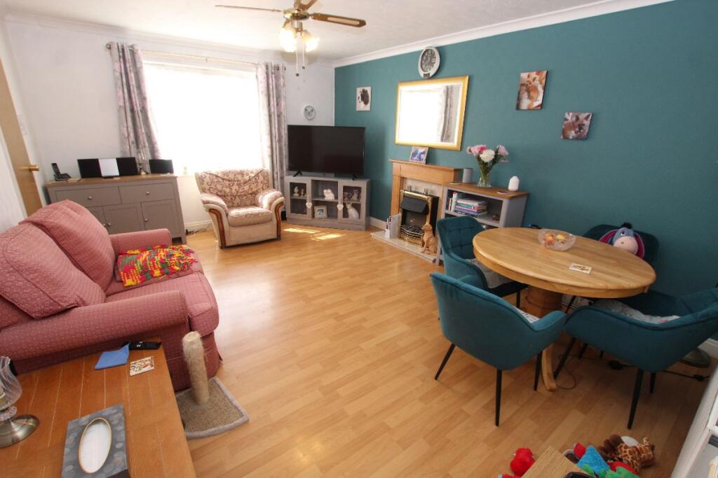 House in Canterbury - View 3