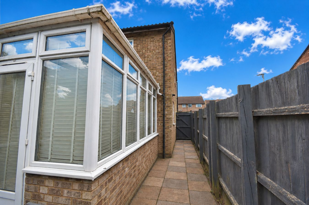 House in Northampton - View 4