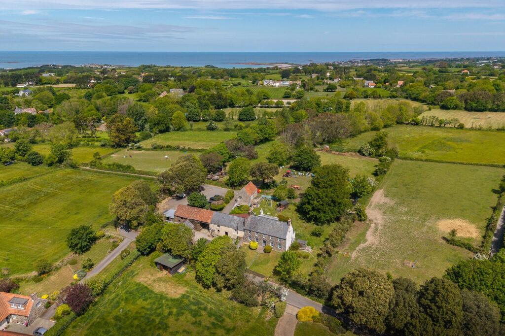 Main image of property: Le Desert, Les Vallettes, St Saviour, GY7