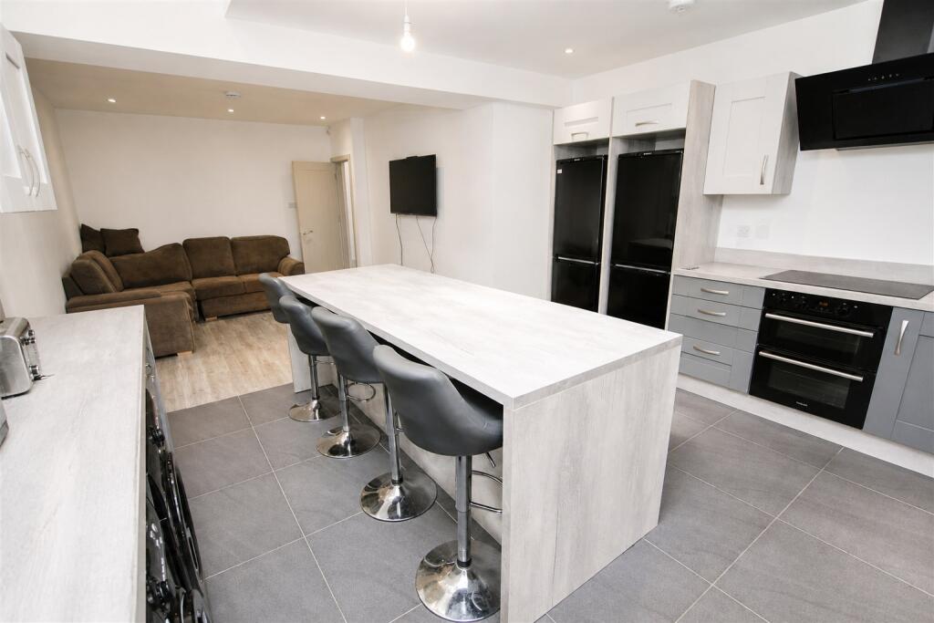 House in Birmingham - View 3