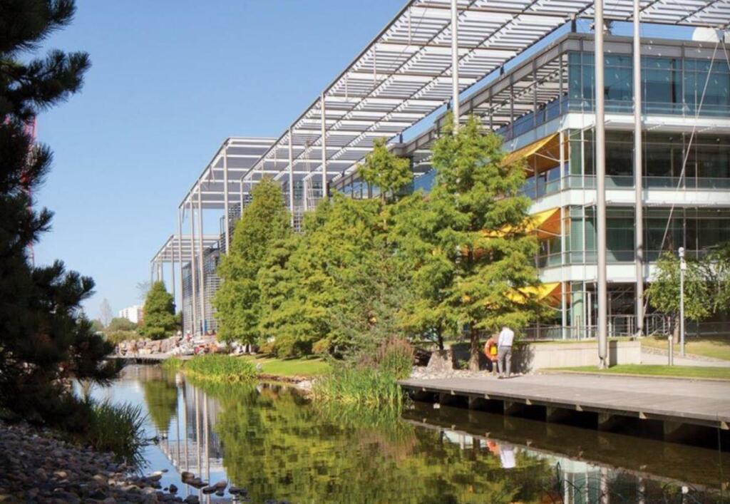 Main image of property: Building 11, Chiswick High Road, Chiswick Park, Chiswick, Greater London W4