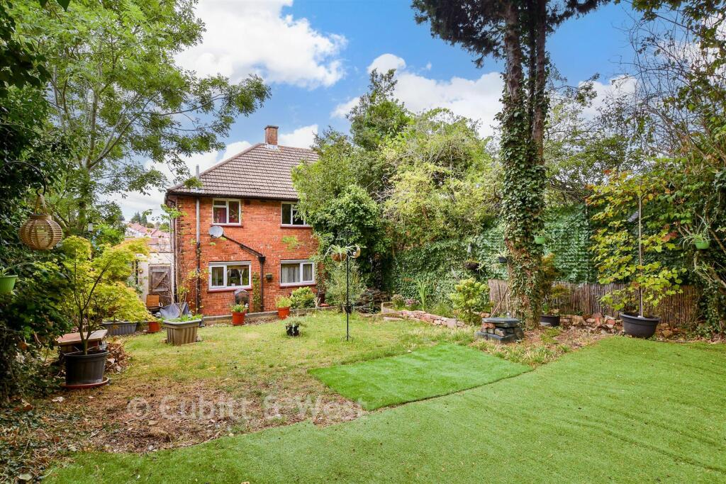 House in London, Forestdale - View 5