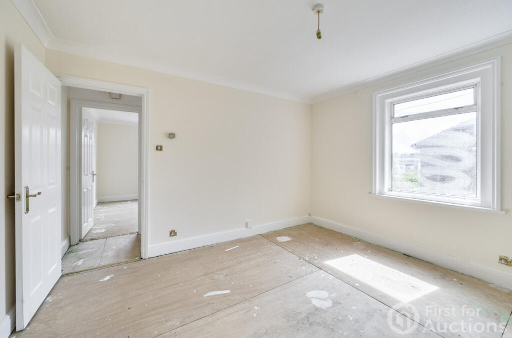 Apartment in Hart, Fleet - View 3