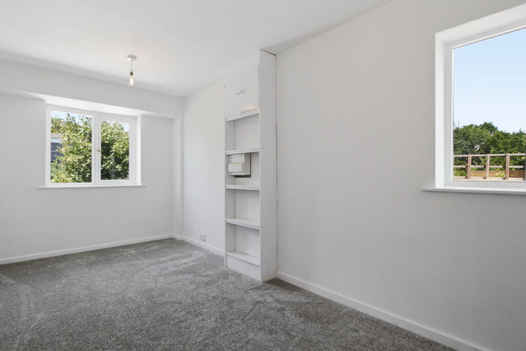 House in Worcester - More