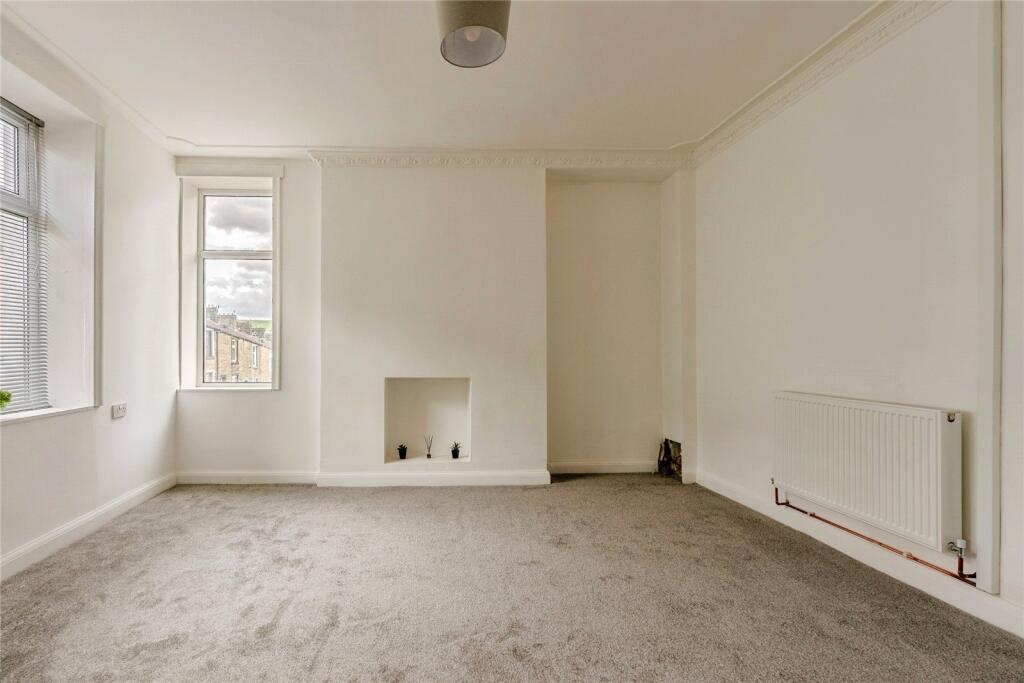 Midgley Street, Colne, Lancashire, BB8 - View 3