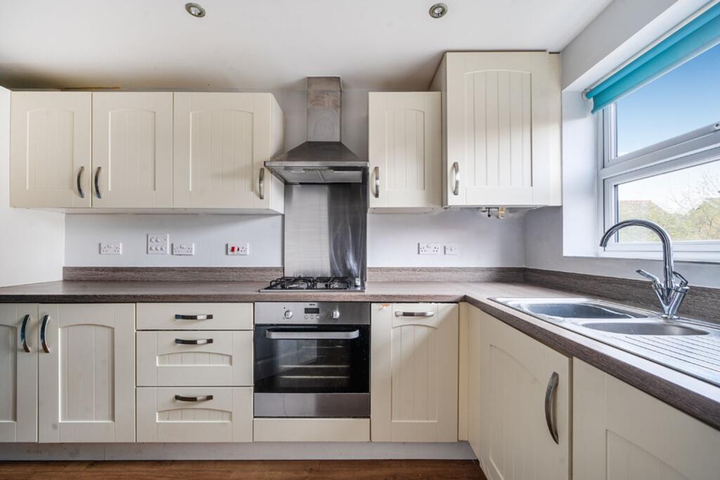 House in Havant, Hampshire Farm - More
