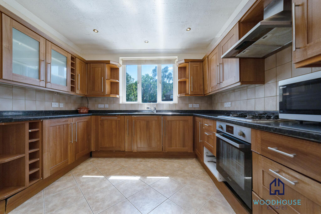 House in Three Rivers, Watford Rural - View 5