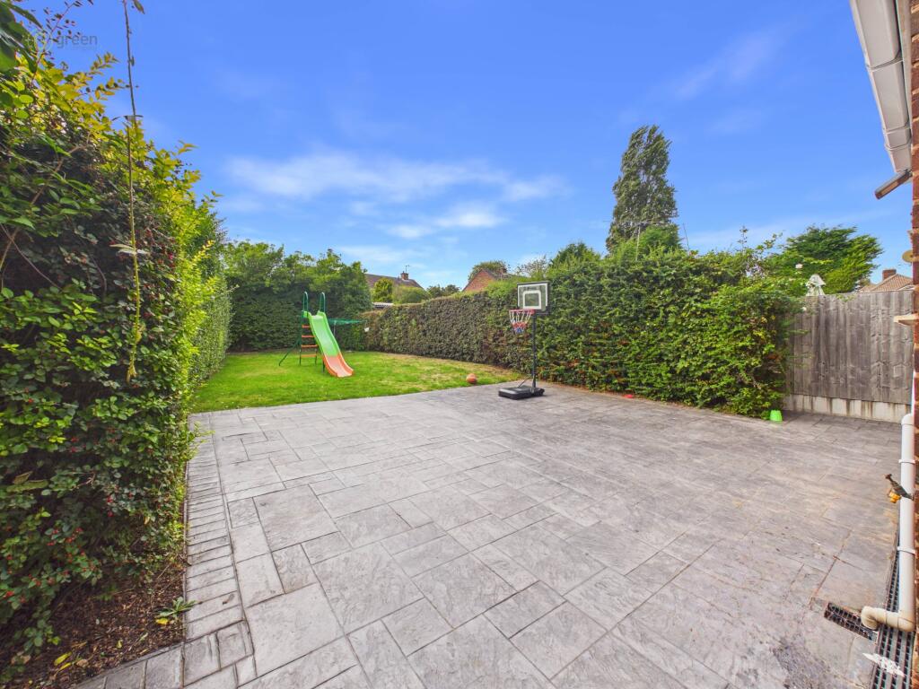 Chantrey Crescent, Pheasey, Great Barr, B43 photo 2