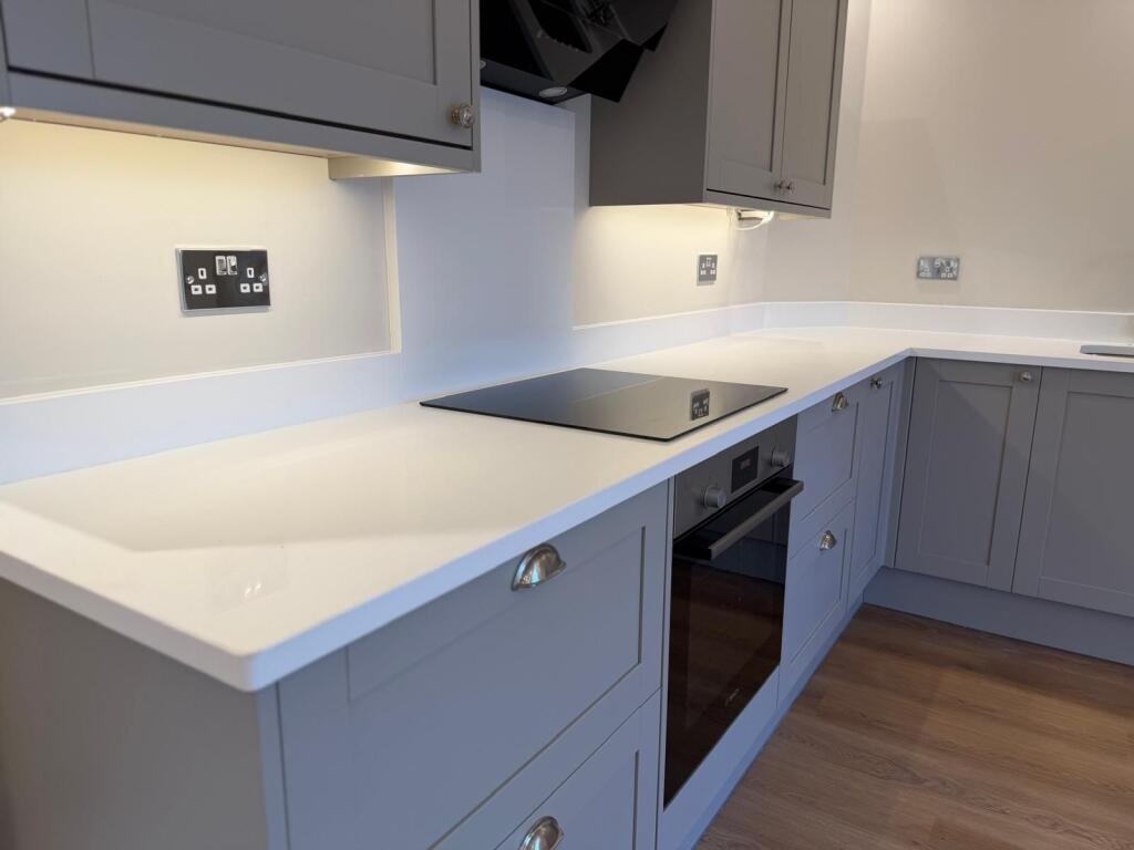 Apartment in Swindon - More
