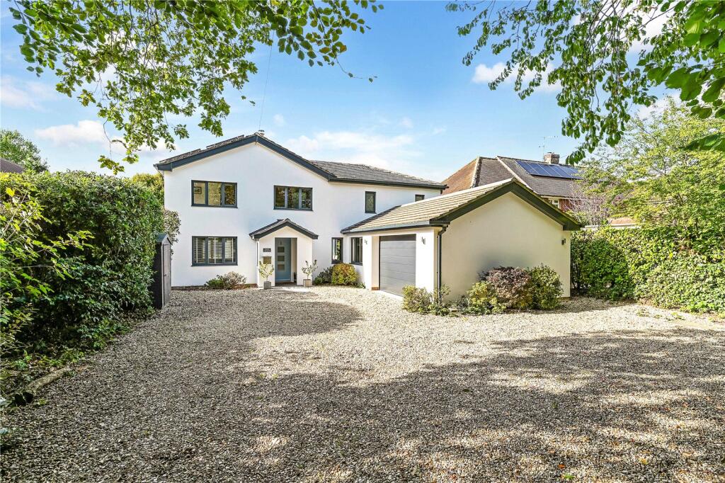 Main image of property: White Cottage, Fordwater Road, Summersdale, Chichester, West Sussex, PO19