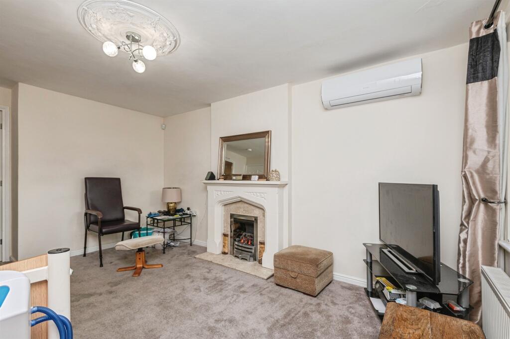 Additional image 3 of Flaxen Court, Bradford