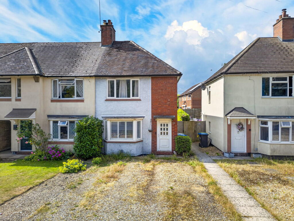 Main image of property: Welland Park Road, Market Harborough, LE16 9DW