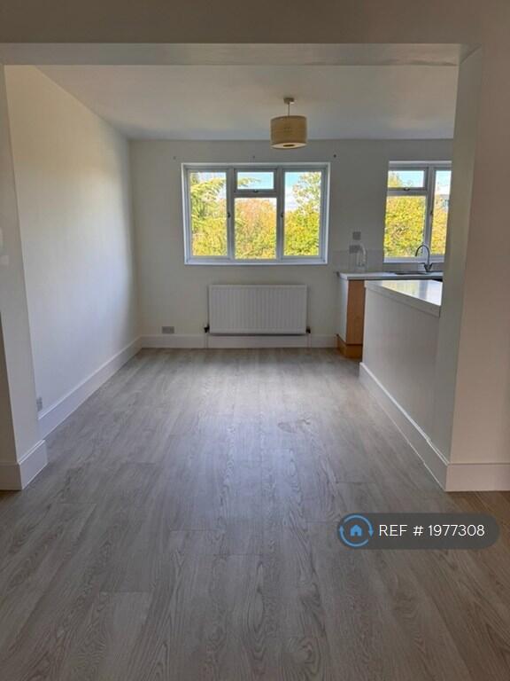 Main image of property: Western Avenue, London, RM10