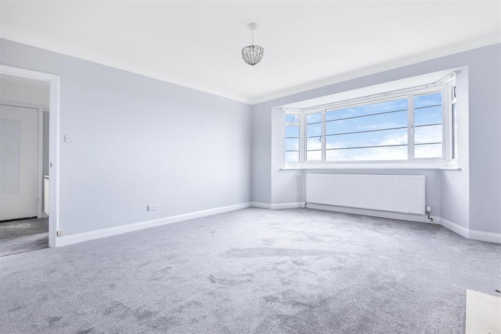 Main image of property: Upper Richmond Road West, East Sheen, SW14