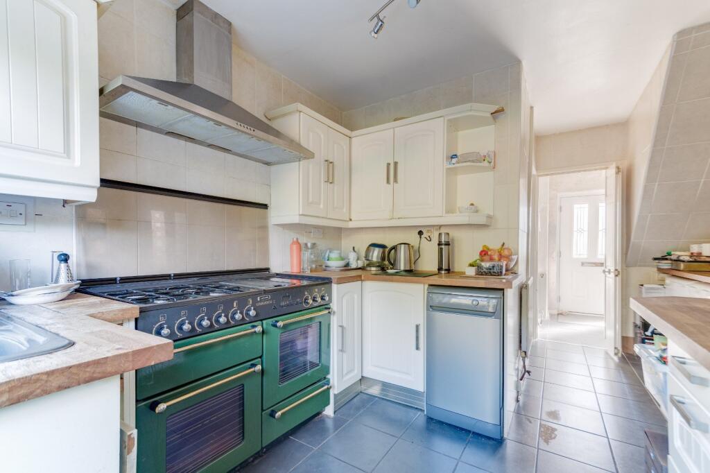 Clewley Grove, Quinton, Birmingham, West Midlands, B32 photo 2