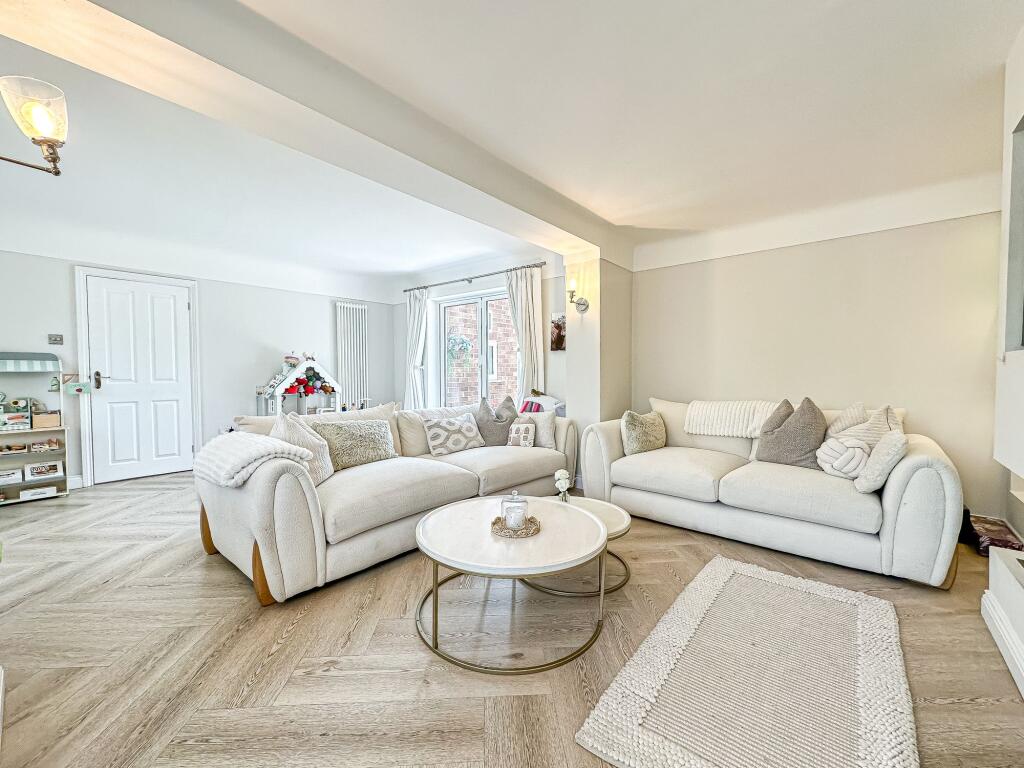 Telegraph Road, Heswall, CH60 - View 6