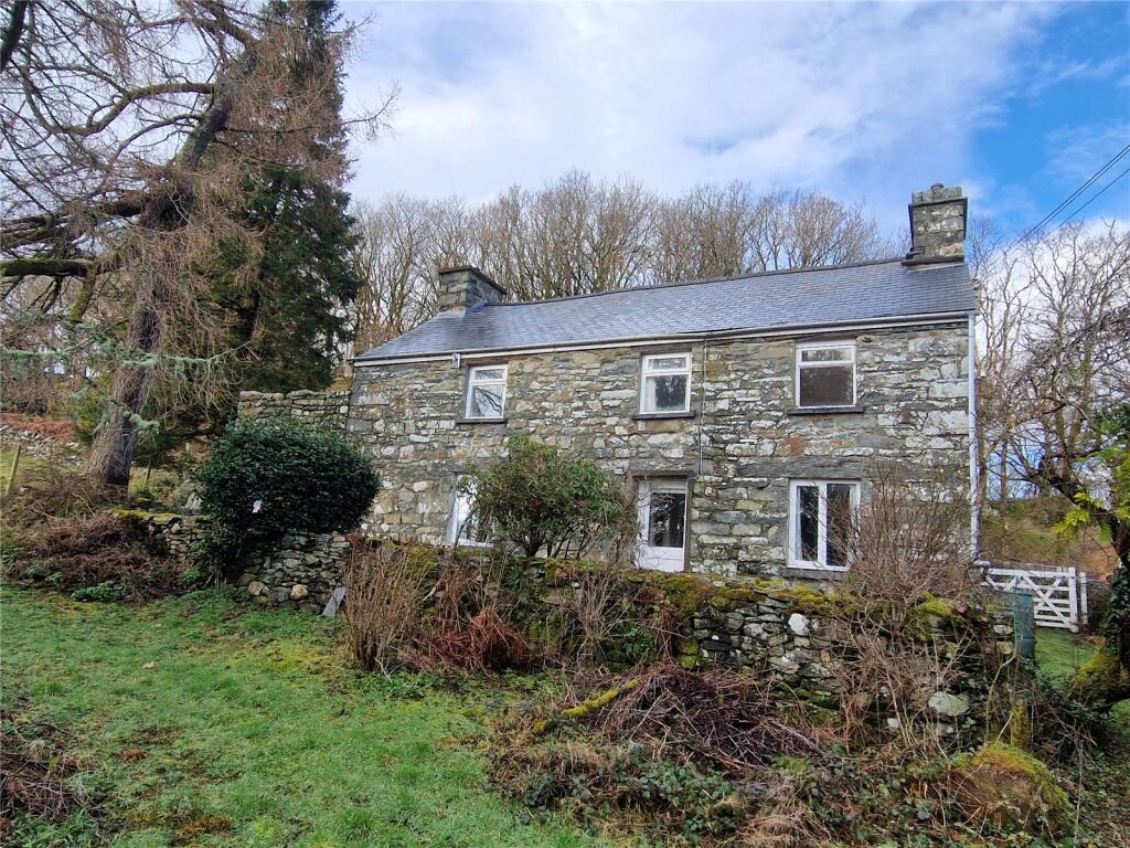 Main image of property: Gellilydan, Blaenau Ffestiniog, Gwynedd, LL41