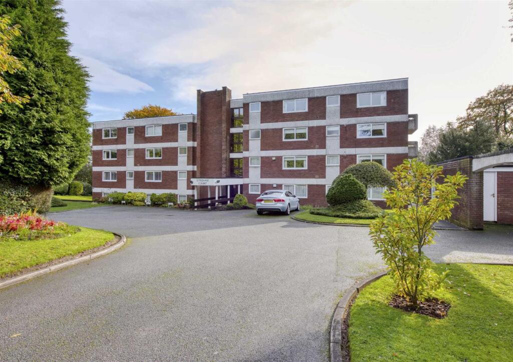 Main image of property: 5 Eynsham Court, Clifton Road, Stockwell End, Tettenhall, WV6 9AR