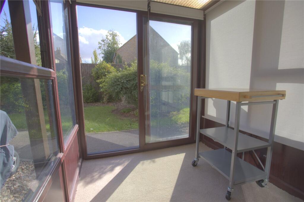 Apartment in Taunton - View 5