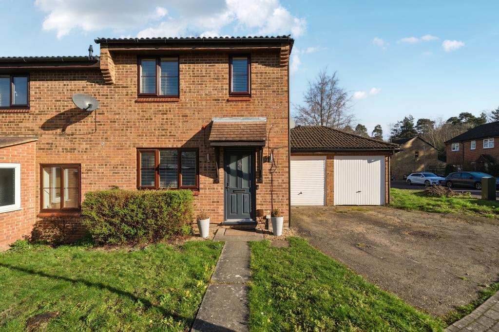 Main image of property: 3 Froxfield Down, Bracknell, RG12