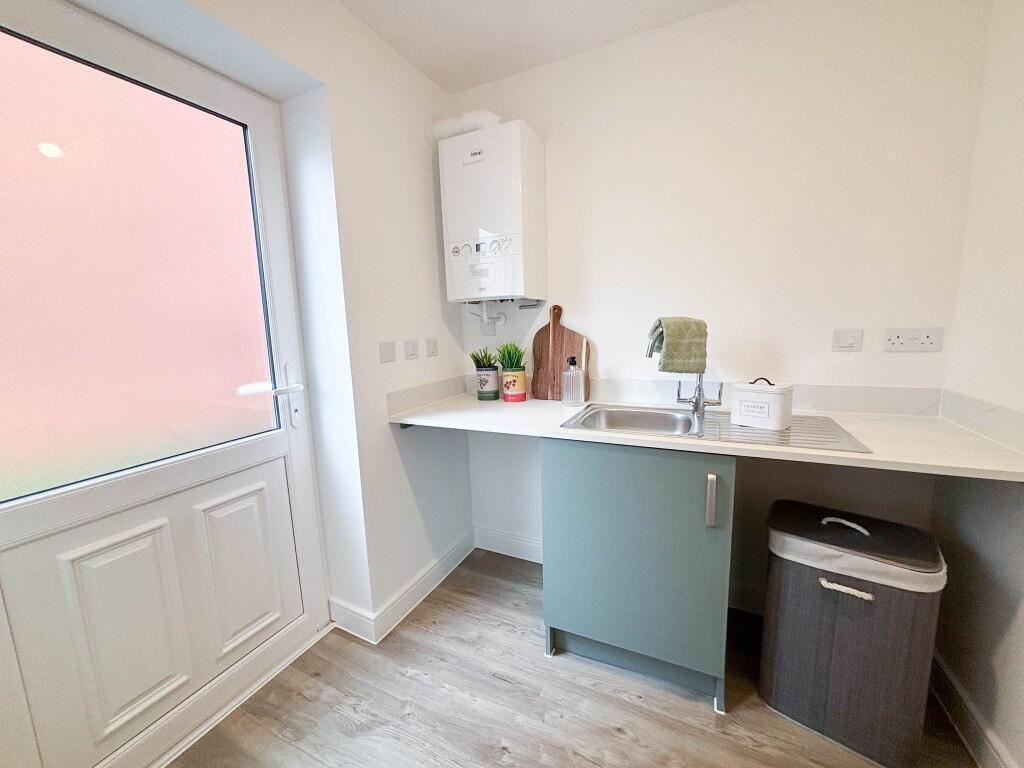 Sowters Lane, Off Melton Road, Burton on the Wolds, Leicestershire, LE12 5TS - More