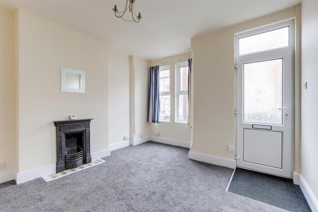 House in Nottingham, Sherwood - View 5