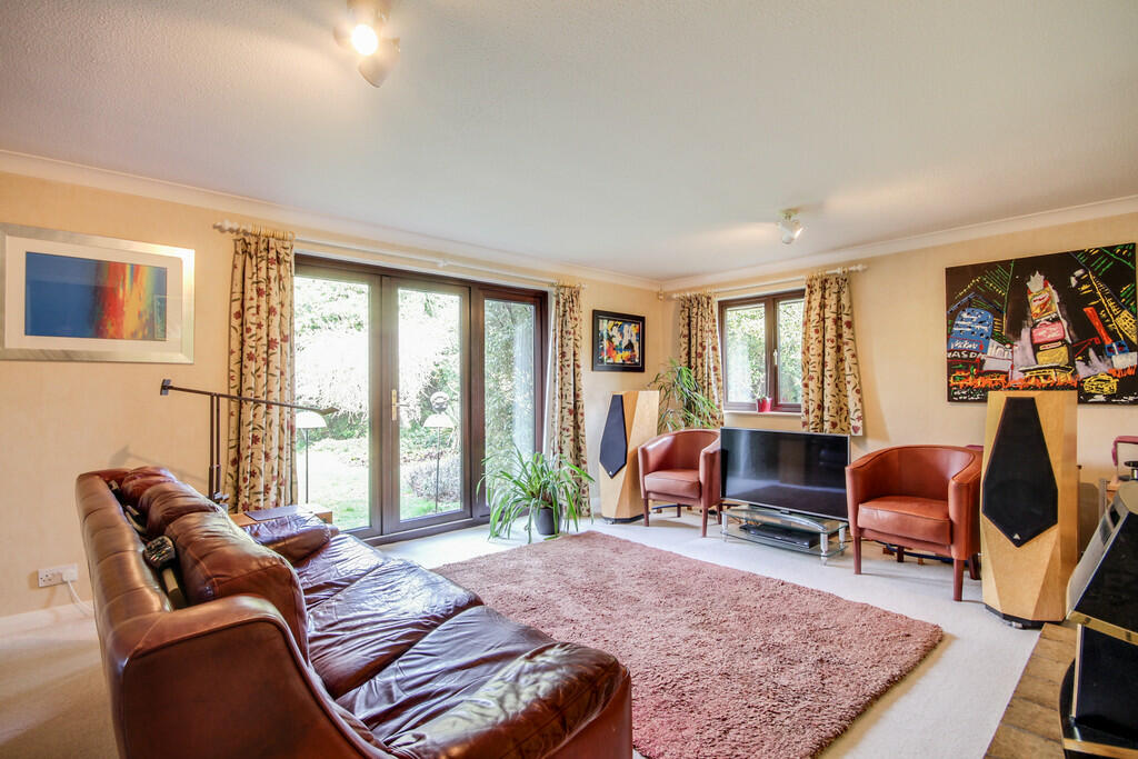 4-bed bungalow on Finchampstead Road, Finchampstead, £675,000
